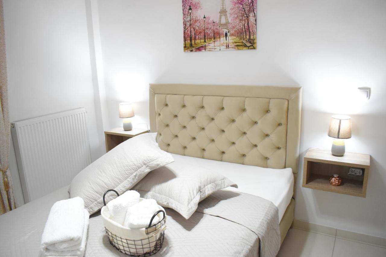 4Seasons Apartment Thebes Bagian luar foto